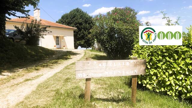  Gîte "Au Clair" à Garravet