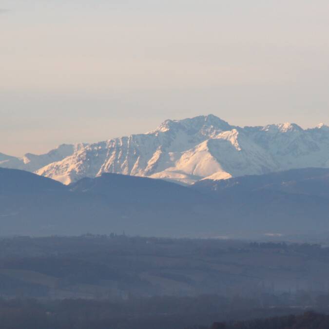 Vue sur les Pyrénées, Sauveterre, Savès